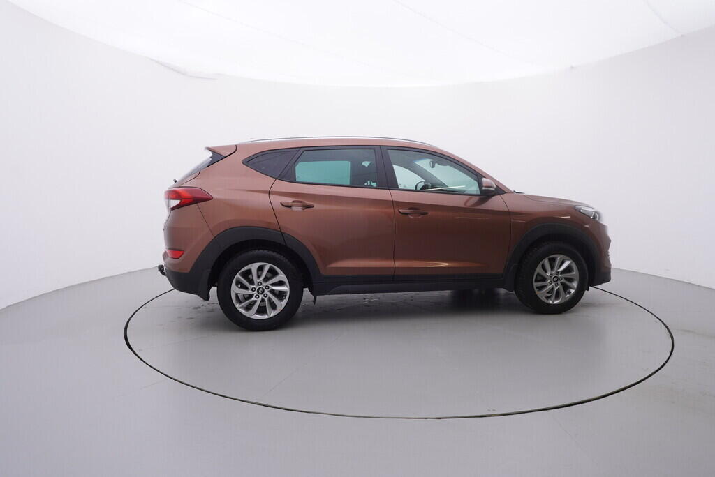 OV190V09322_15.webp_TUCSON Smart  1.7 CRDi 85 kW manuál