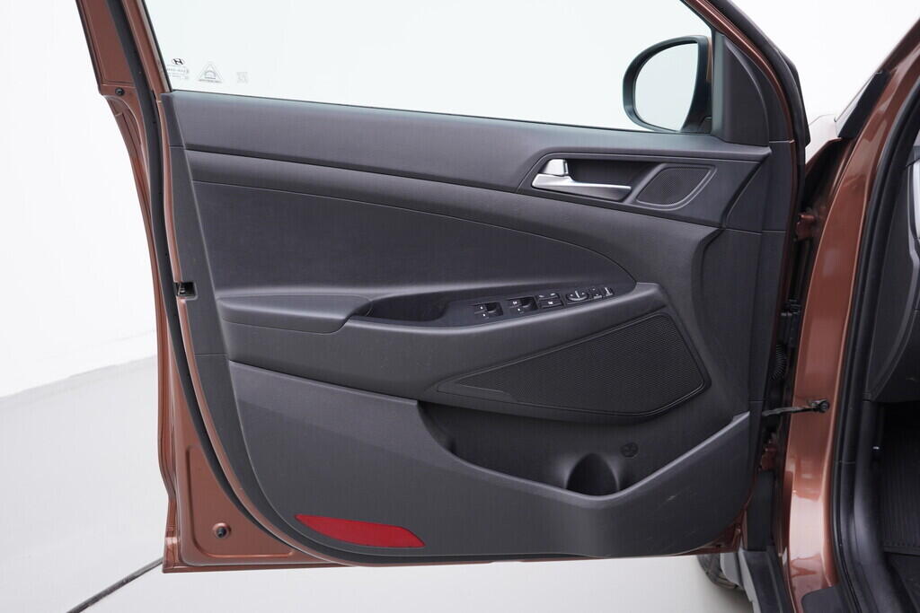 OV190V09322_19.webp_TUCSON Smart  1.7 CRDi 85 kW manuál