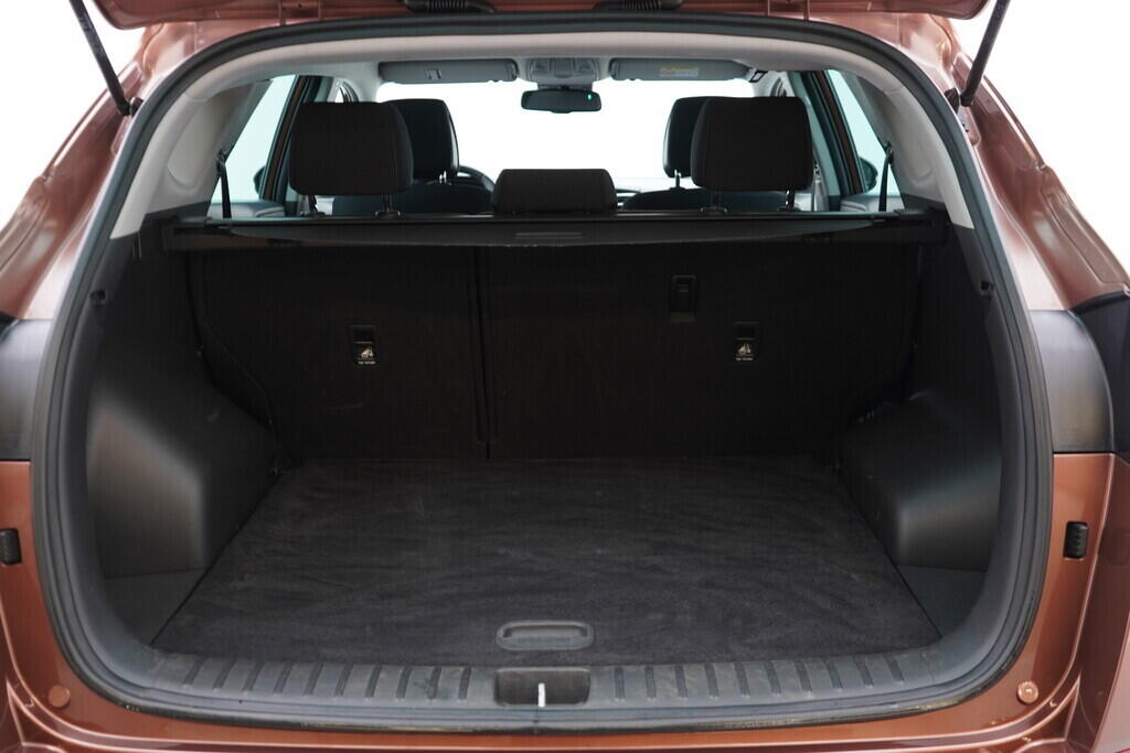 OV190V09322_36.webp_TUCSON Smart  1.7 CRDi 85 kW manuál