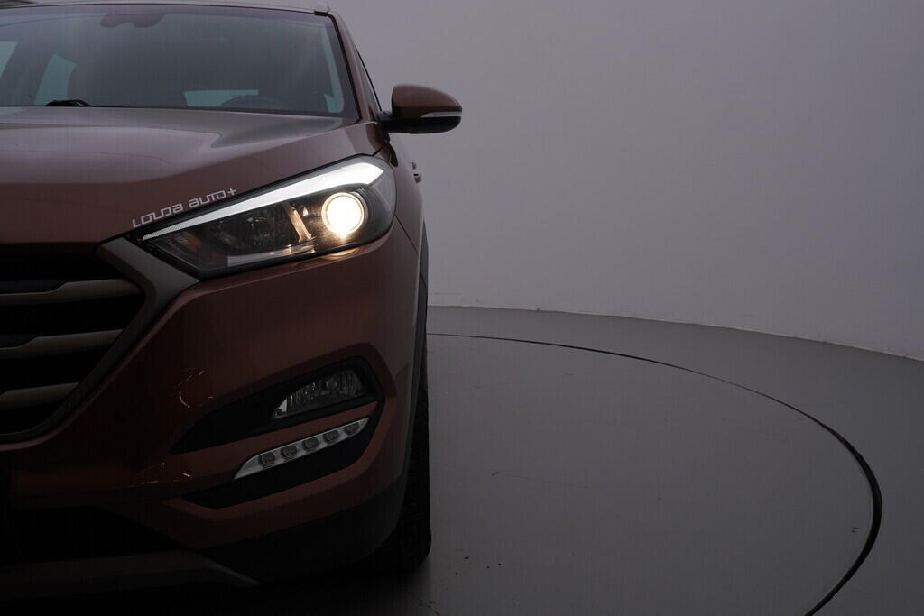 OV190V09322_41.webp_TUCSON Smart  1.7 CRDi 85 kW manuál