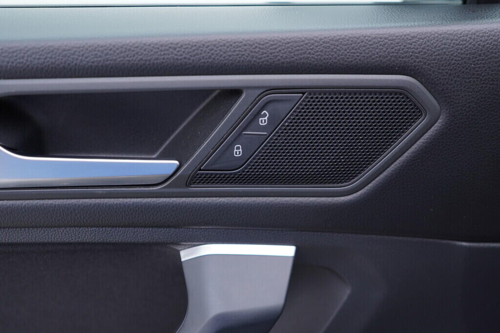 OV190V09324_21.webp_TIGUAN ALLSPACE Highline 2.0 TDI 140 kW automat, DPH