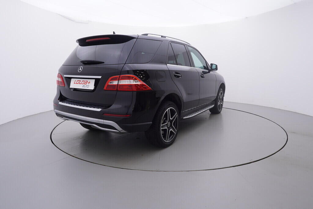 OV190V09326_14.webp_ML350  3.0  190 kW automat