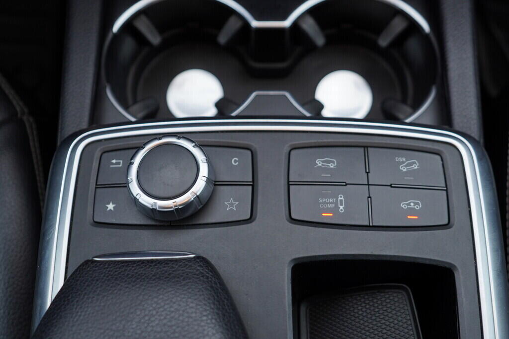 OV190V09326_36.webp_ML350  3.0  190 kW automat