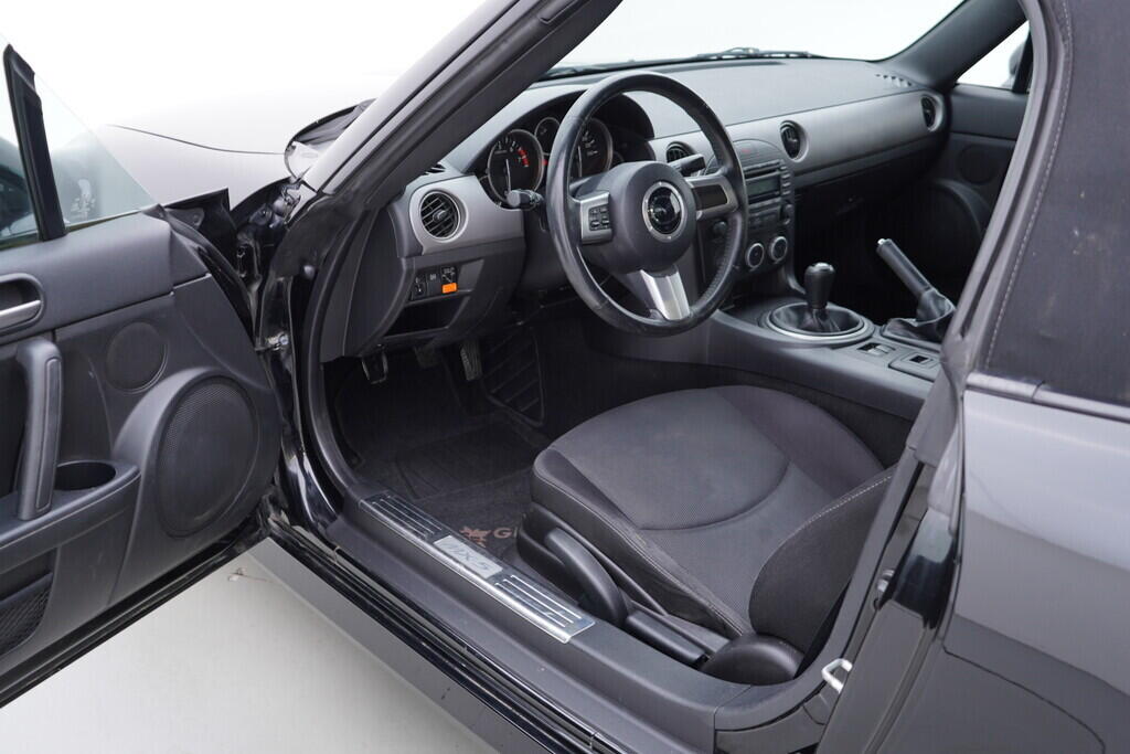 OV190V09327_18.webp_MX-5  1.8  93 kW manuál