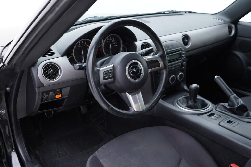 OV190V09327_21.webp_MX-5  1.8  93 kW manuál