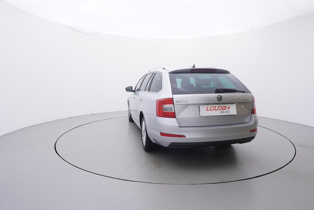 OV190V09329_13.webp_OCTAVIA Style 1.6 TDI 77 kW automat