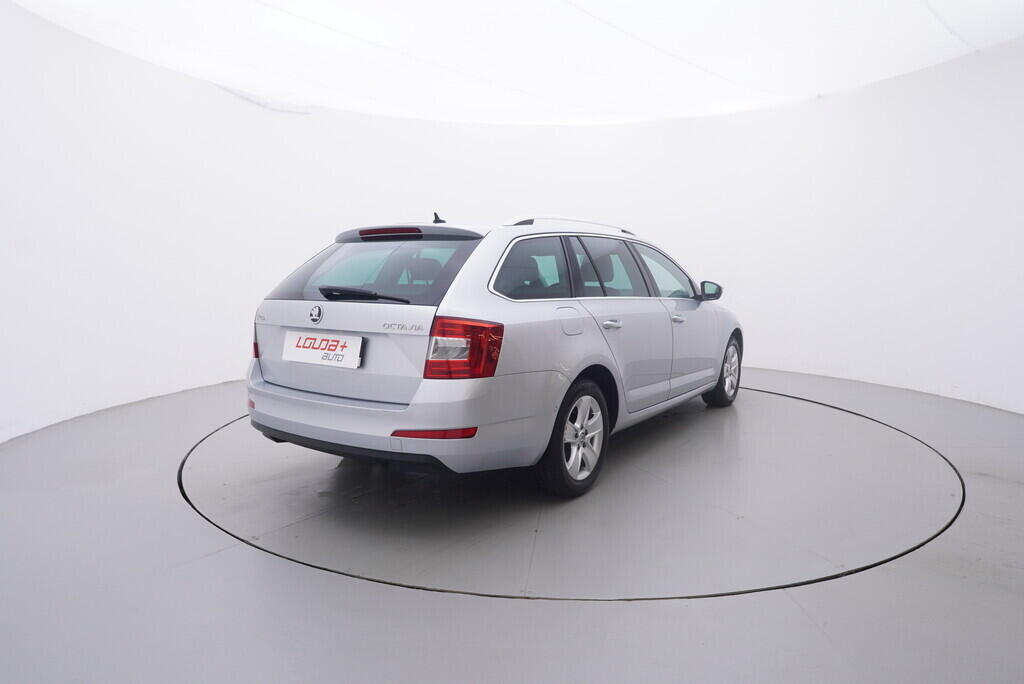 OV190V09329_14.webp_OCTAVIA Style 1.6 TDI 77 kW automat