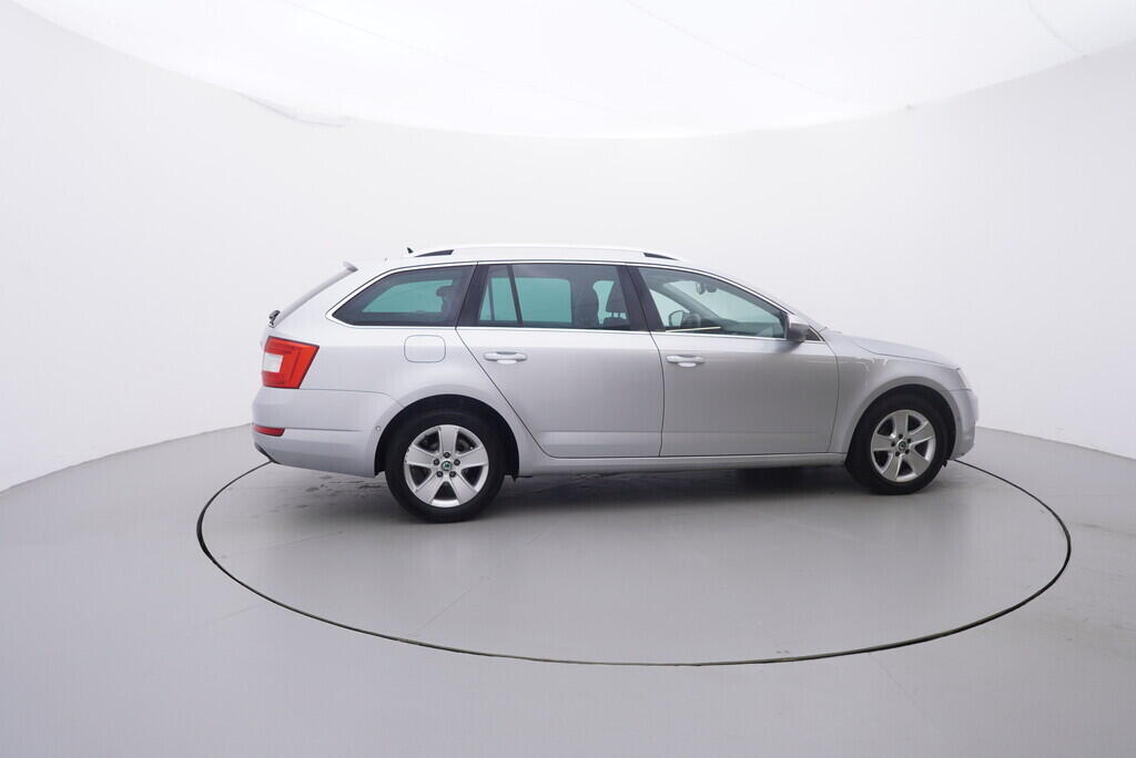 OV190V09329_15.webp_OCTAVIA Style 1.6 TDI 77 kW automat