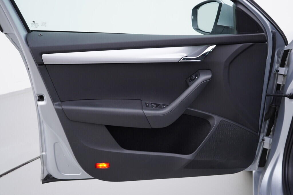 OV190V09329_19.webp_OCTAVIA Style 1.6 TDI 77 kW automat