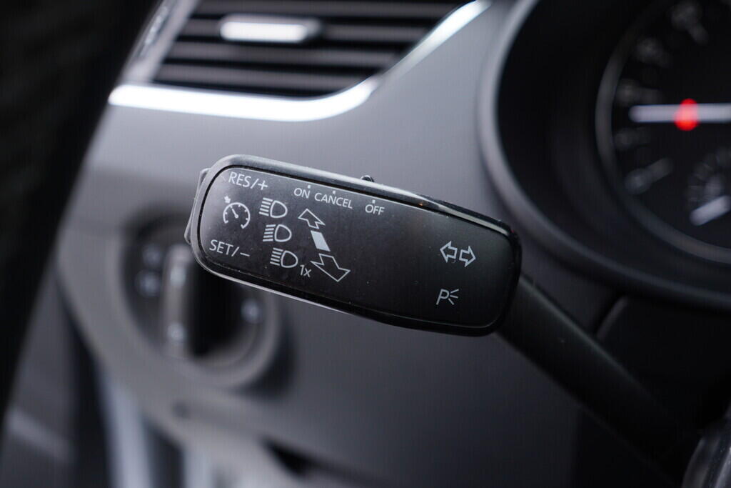 OV190V09329_25.webp_OCTAVIA Style 1.6 TDI 77 kW automat