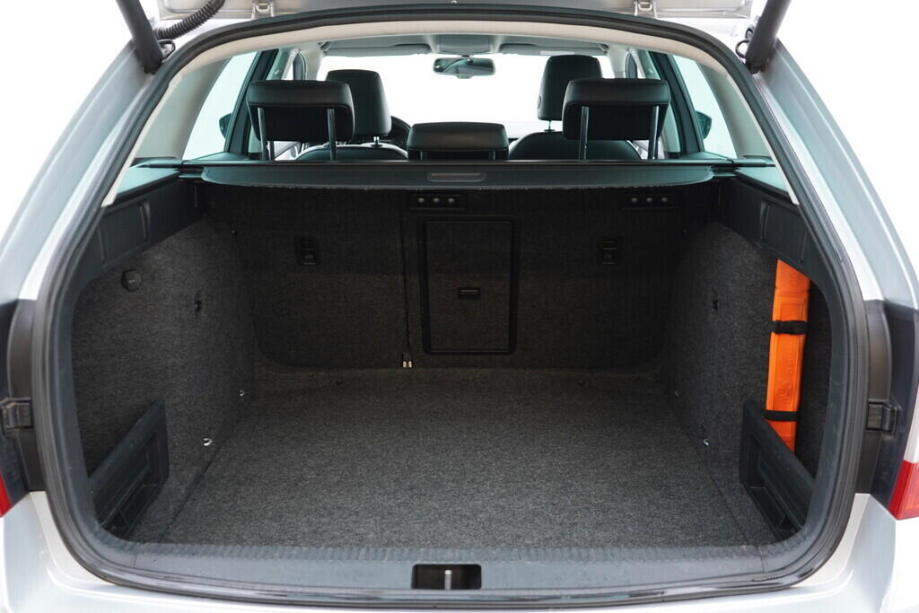 OV190V09329_40.webp_OCTAVIA Style 1.6 TDI 77 kW automat