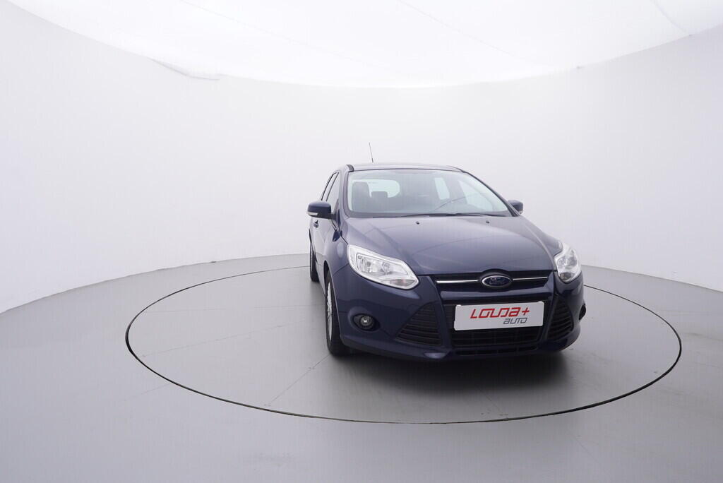 OV190V09331_17.webp_FOCUS Trend 1.6 Dutarorq 70 kW manuál