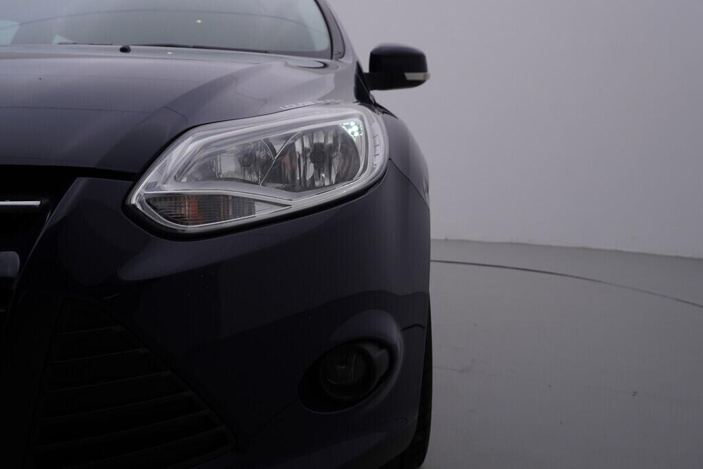 OV190V09331_36.webp_FOCUS Trend 1.6 Dutarorq 70 kW manuál