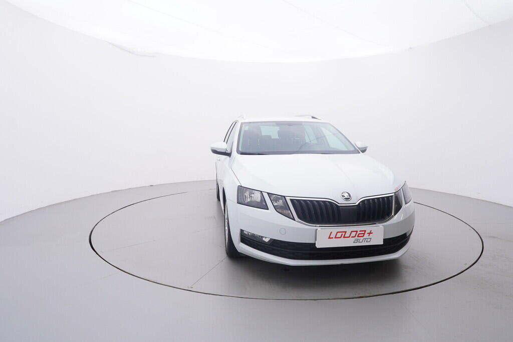 OV190V09332_17.webp_OCTAVIA Ambition Plus Dynamic 1.6 TDI 85 kW automat