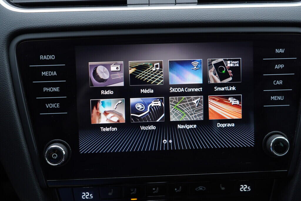 OV190V09332_32.webp_OCTAVIA Ambition Plus Dynamic 1.6 TDI 85 kW automat