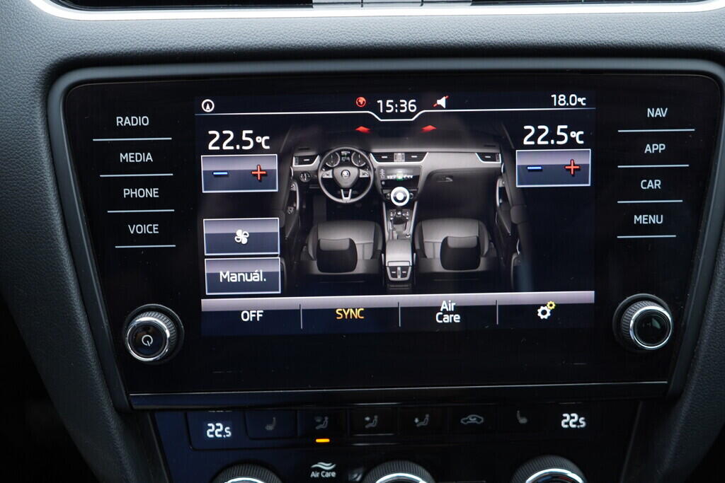 OV190V09332_36.webp_OCTAVIA Ambition Plus Dynamic 1.6 TDI 85 kW automat