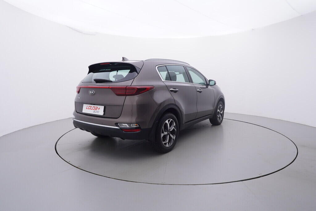 OV190V09334_14.webp_SPORTAGE Exclusive 1.6 GDi 97 kW manuál