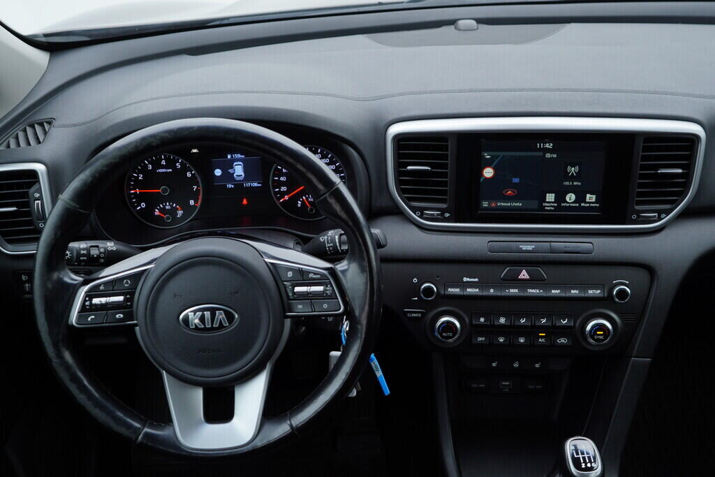 OV190V09334_28.webp_SPORTAGE Exclusive 1.6 GDi 97 kW manuál