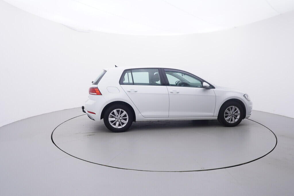 OV190V09335_15.webp_GOLF Trendline 1.4 TSI 92 kW manuál