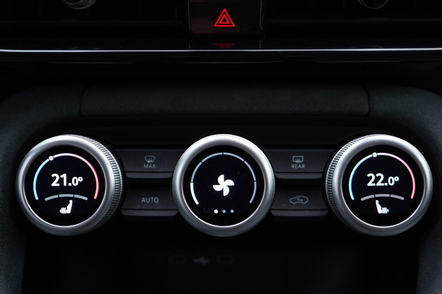 OV190V09336_34.webp_KODIAQ Selection 2.0 TDI 110 kW automat, DPH