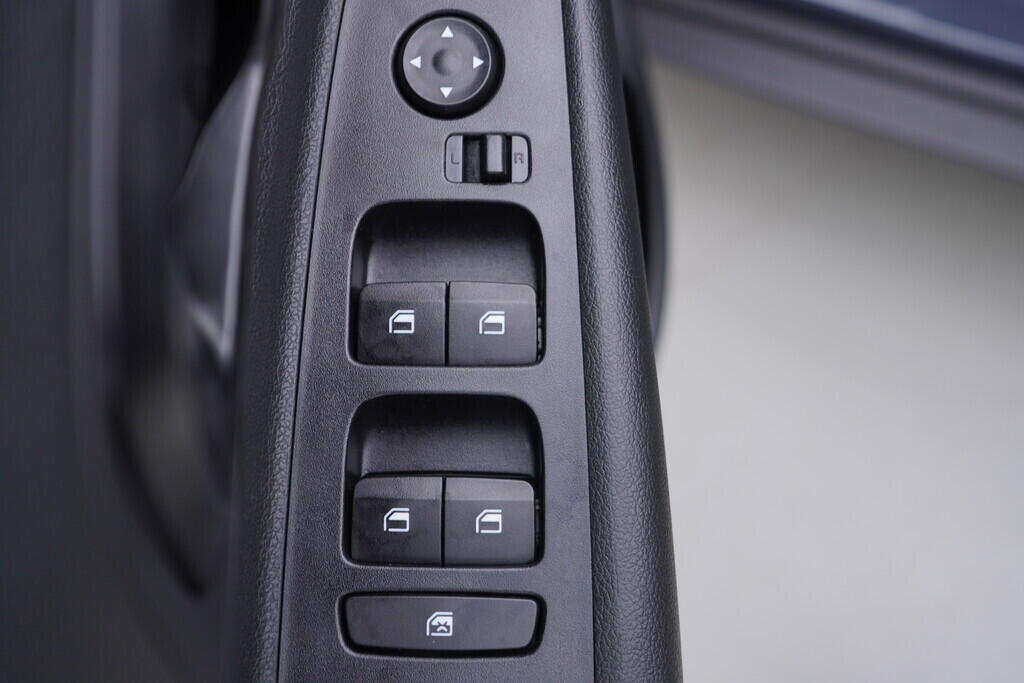 OV190V09342_20.webp_BAYON Smart  1.2  58 kW manuál, DPH