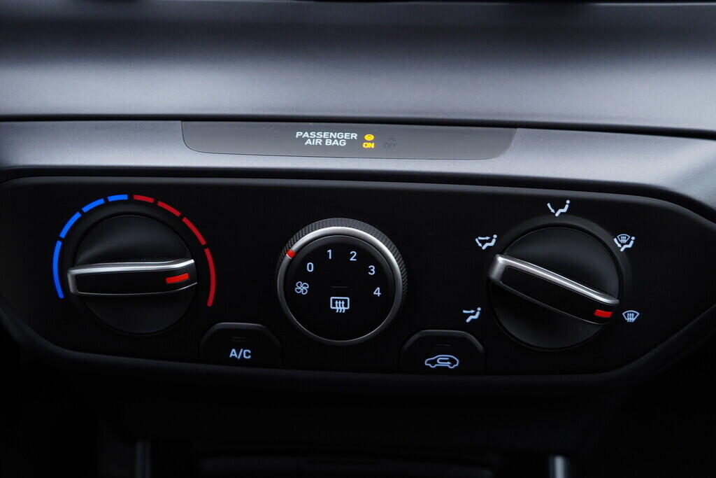 OV190V09342_31.webp_BAYON Smart  1.2  58 kW manuál, DPH