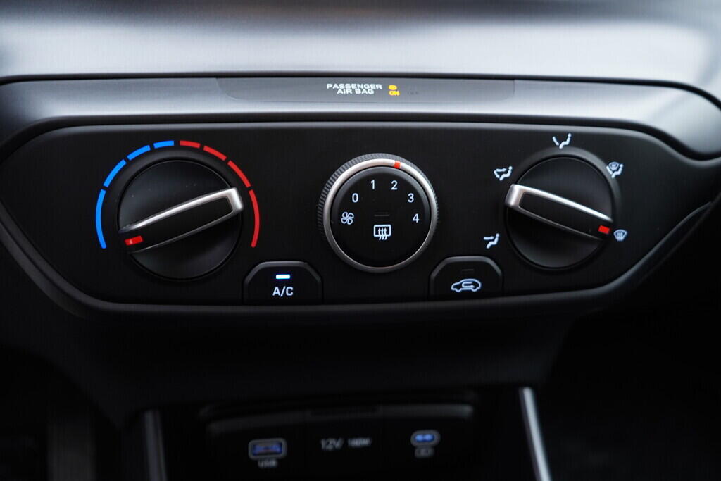 OV190V09343_32.webp_BAYON Smart  1.2  58 kW manuál, DPH