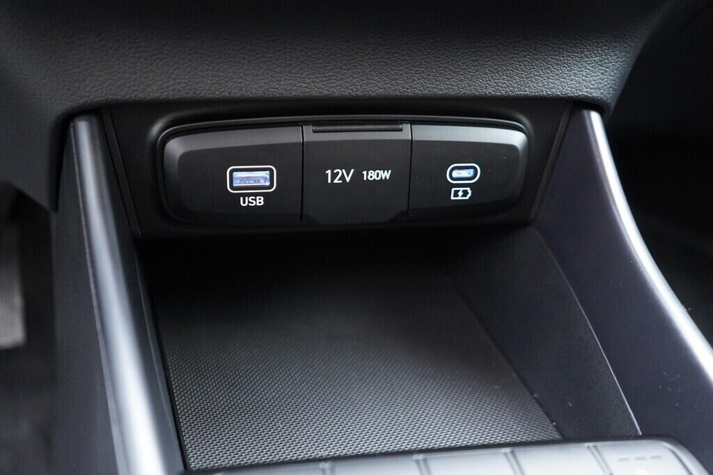 OV190V09343_33.webp_BAYON Smart  1.2  58 kW manuál, DPH