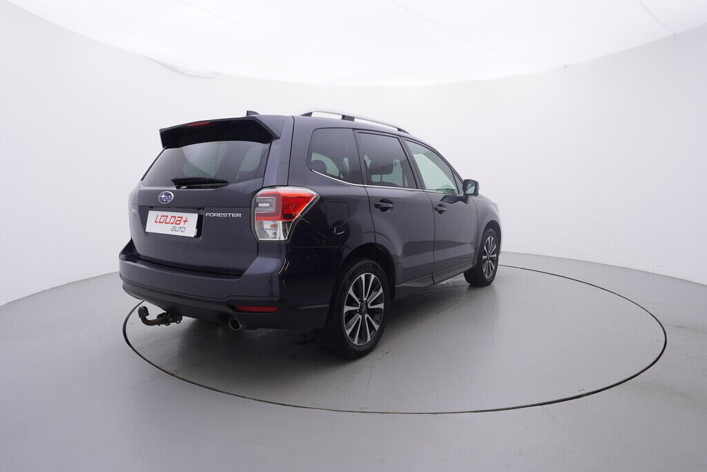 OV190V09344_14.webp_FORESTER  2.0  110 kW automat