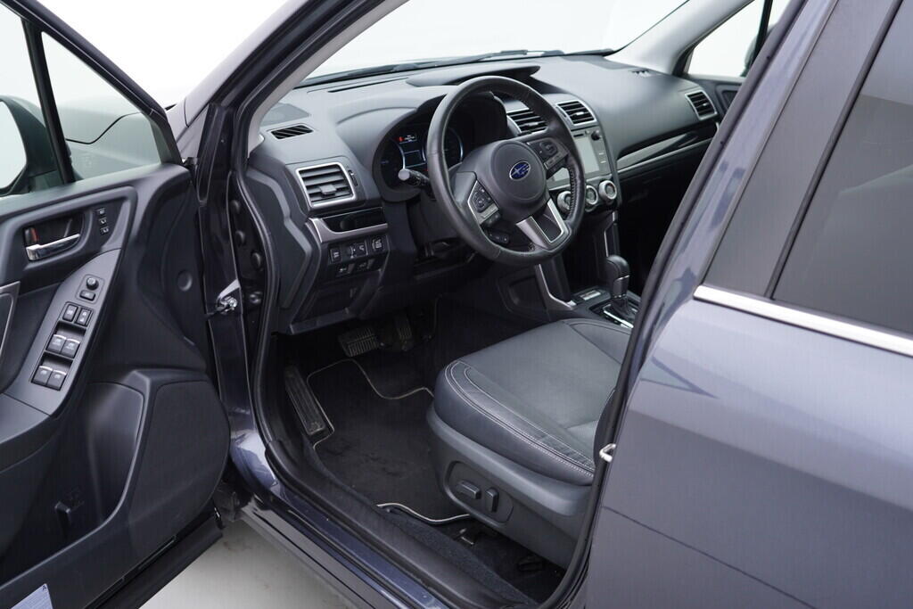 OV190V09344_18.webp_FORESTER  2.0  110 kW automat