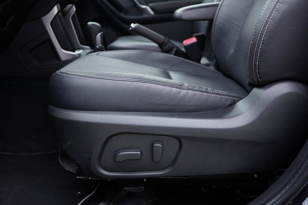 OV190V09344_21.webp_FORESTER  2.0  110 kW automat