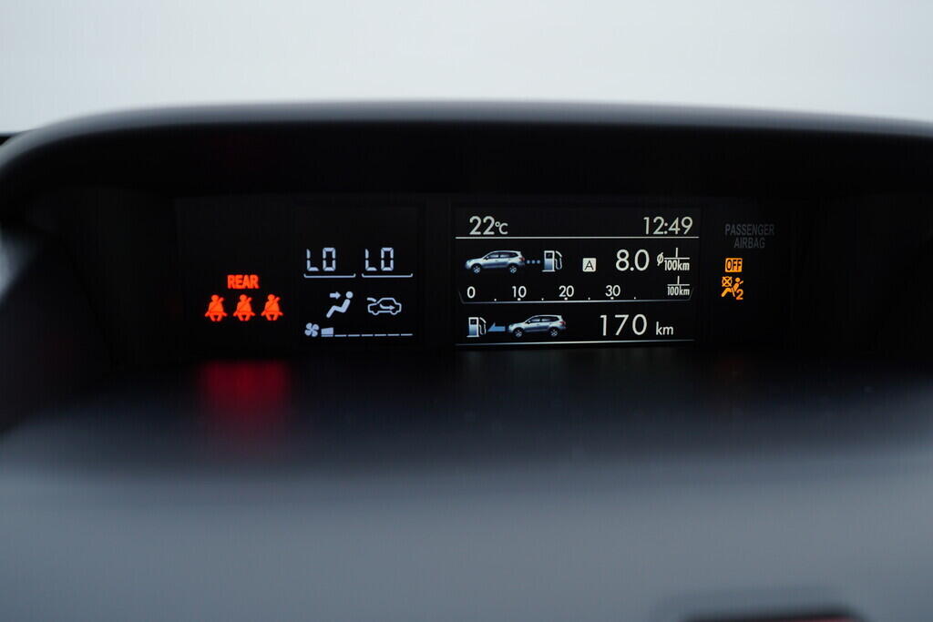 OV190V09344_28.webp_FORESTER  2.0  110 kW automat