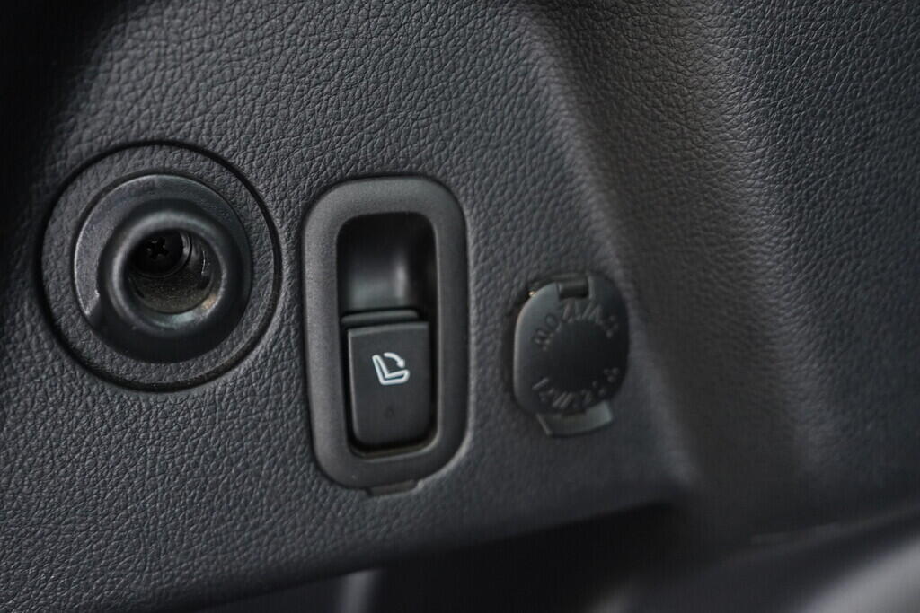 OV190V09344_39.webp_FORESTER  2.0  110 kW automat