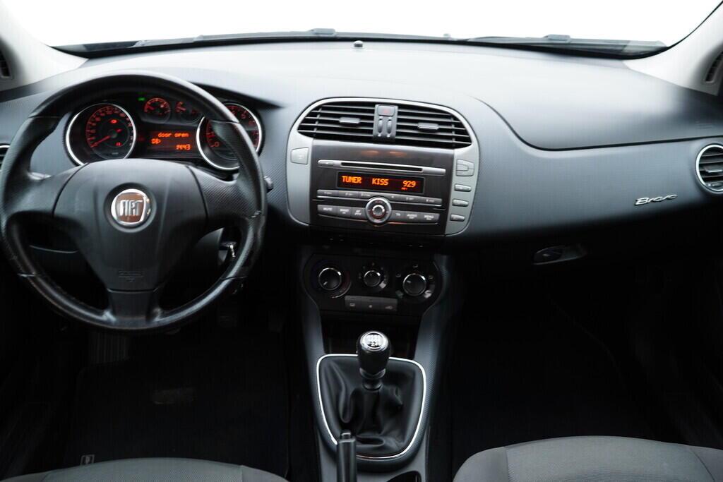 OV190V09345_25.webp_BRAVO DYNAMIC 1.4  88 kW manuál