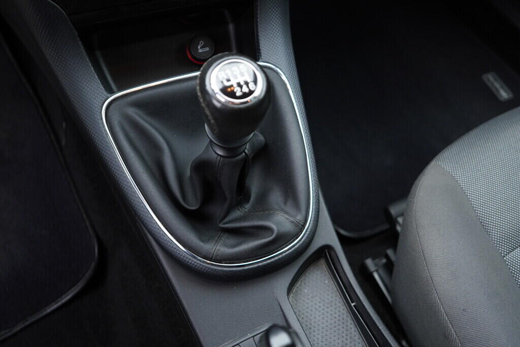 OV190V09345_29.webp_BRAVO DYNAMIC 1.4  88 kW manuál