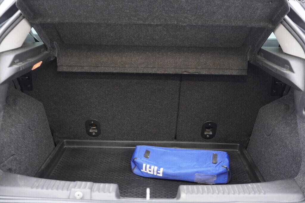 OV190V09345_32.webp_BRAVO DYNAMIC 1.4  88 kW manuál