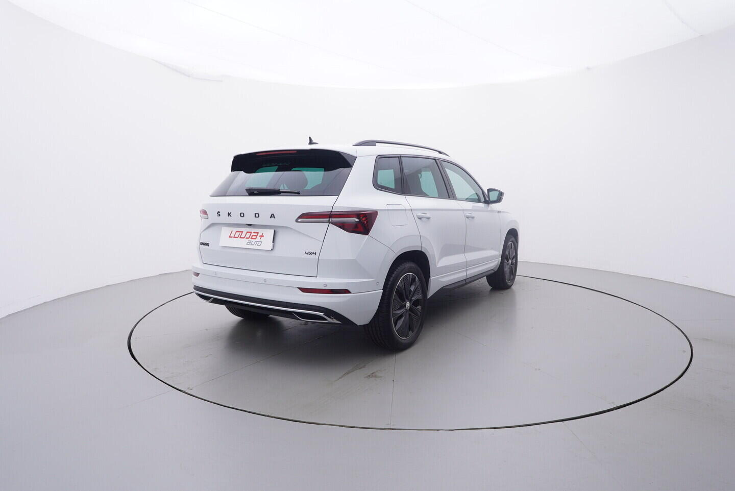 OV190V09350_10.webp_KAROQ SportLine 2.0 TSI 140 kW automat, DPH