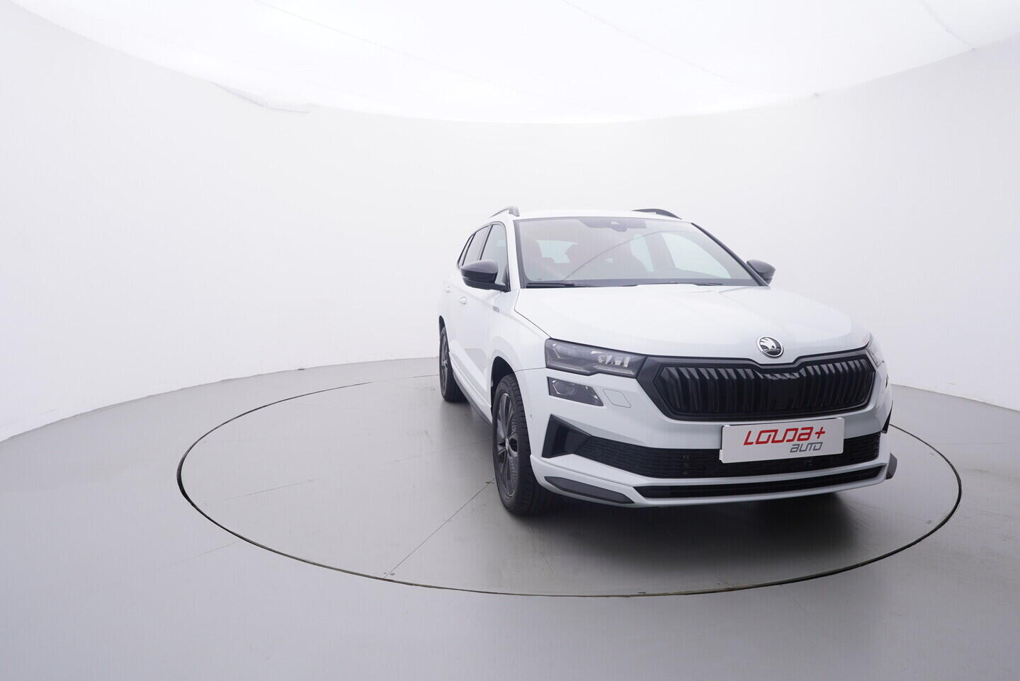 OV190V09350_13.webp_KAROQ SportLine 2.0 TSI 140 kW automat, DPH