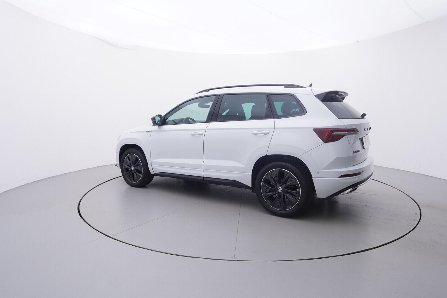 OV190V09350_16.webp_KAROQ SportLine 2.0 TSI 140 kW automat, DPH