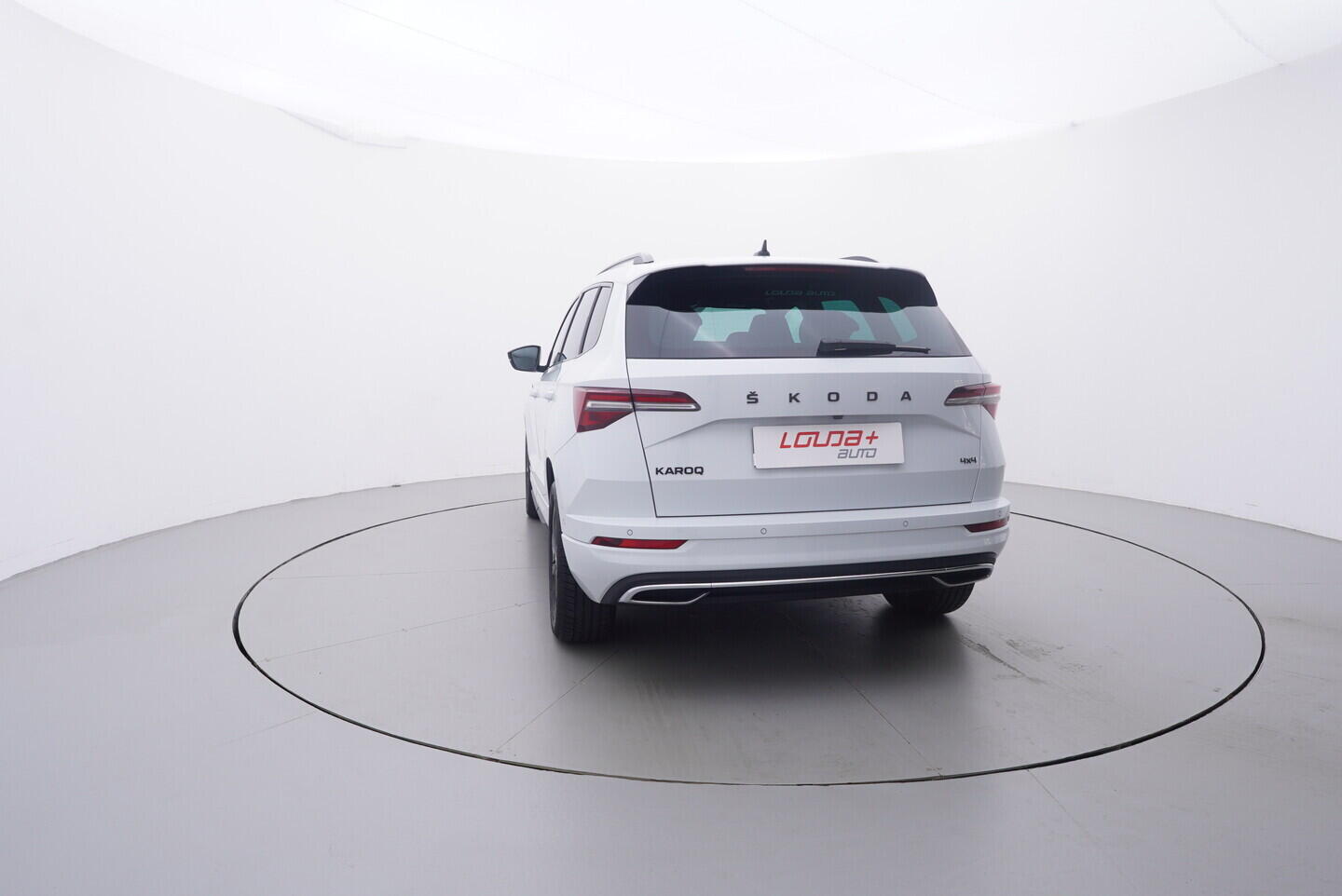 OV190V09350_17.webp_KAROQ SportLine 2.0 TSI 140 kW automat, DPH