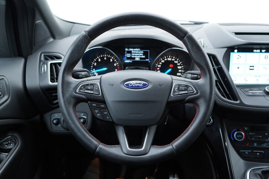 OV190V09356_26.webp_KUGA ST-line 1.5  110 kW manuál