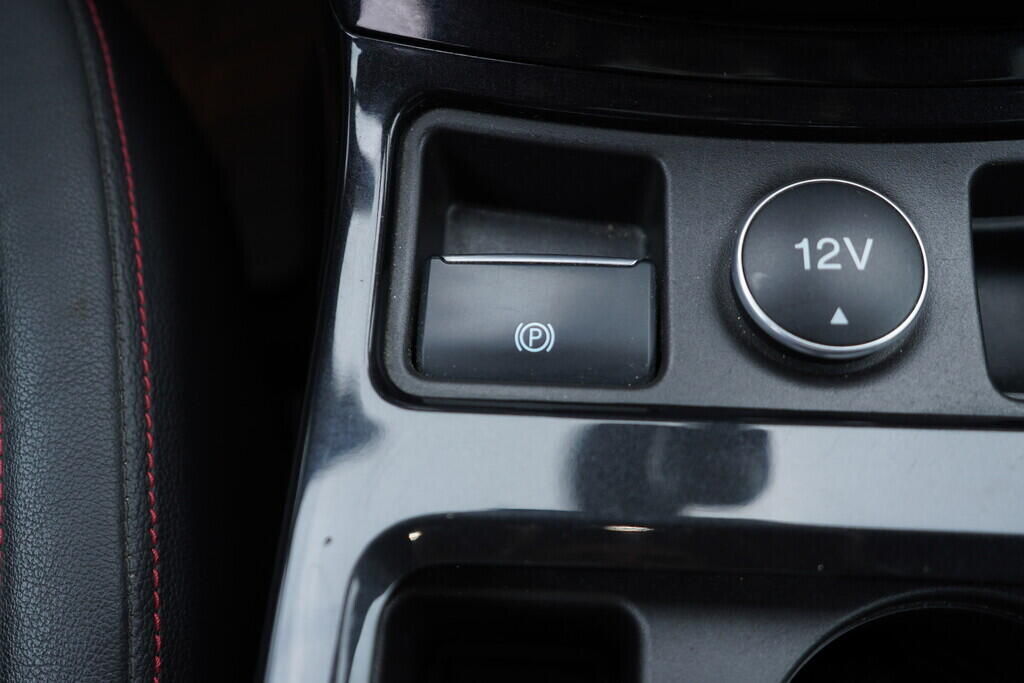 OV190V09356_33.webp_KUGA ST-line 1.5  110 kW manuál