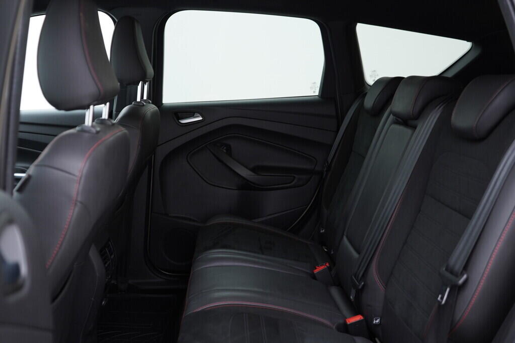 OV190V09356_36.webp_KUGA ST-line 1.5  110 kW manuál