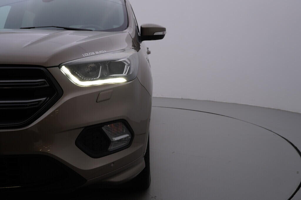 OV190V09356_42.webp_KUGA ST-line 1.5  110 kW manuál