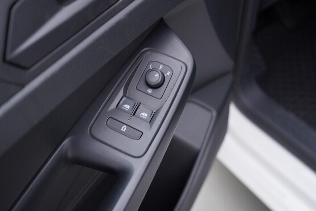 OV190V09357_20.webp_CADDY Life 1.5 TSI 84 kW manuál, DPH