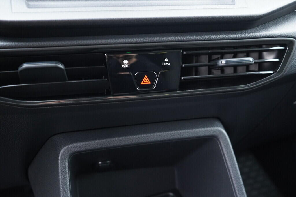 OV190V09357_30.webp_CADDY Life 1.5 TSI 84 kW manuál, DPH