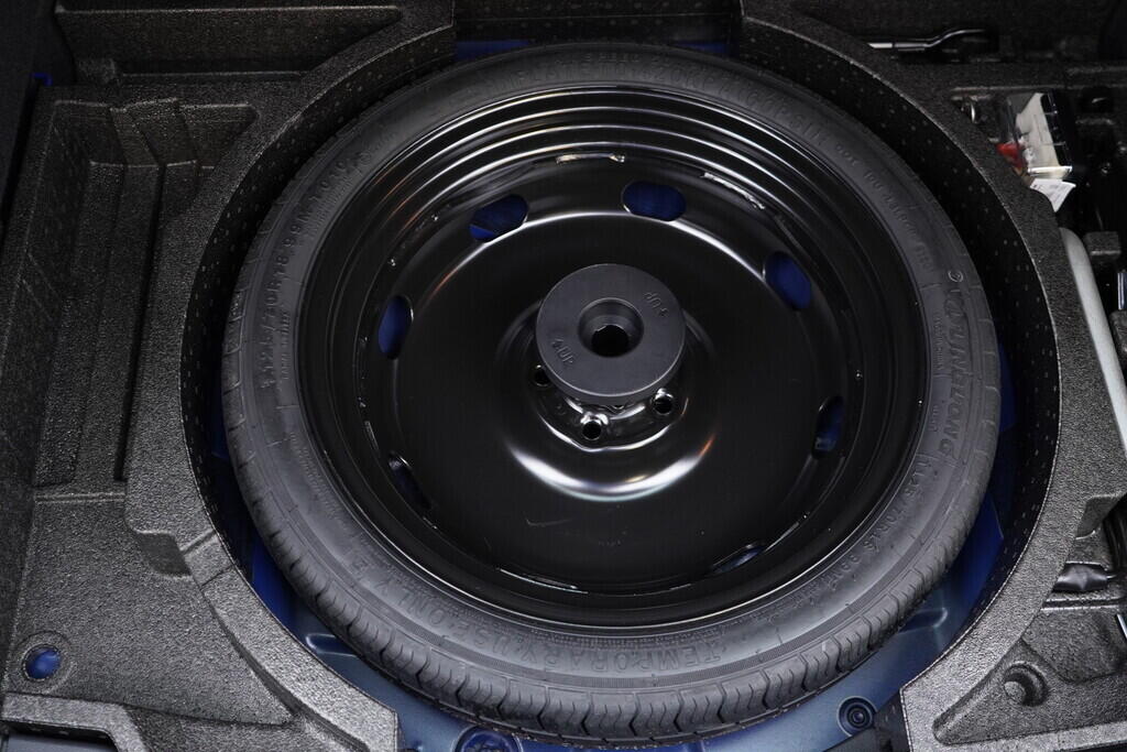 OV190V09358_45.webp_KAROQ Ambition 2.0 TDI 110 kW automat, DPH