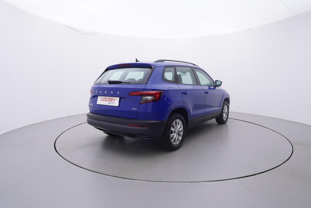 OV190V09359_14.webp_KAROQ Ambition 2.0 TDI 110 kW automat, DPH