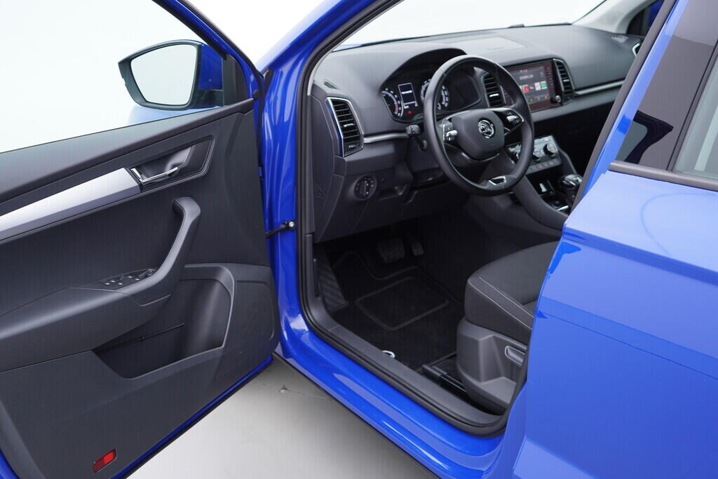 OV190V09359_18.webp_KAROQ Ambition 2.0 TDI 110 kW automat, DPH