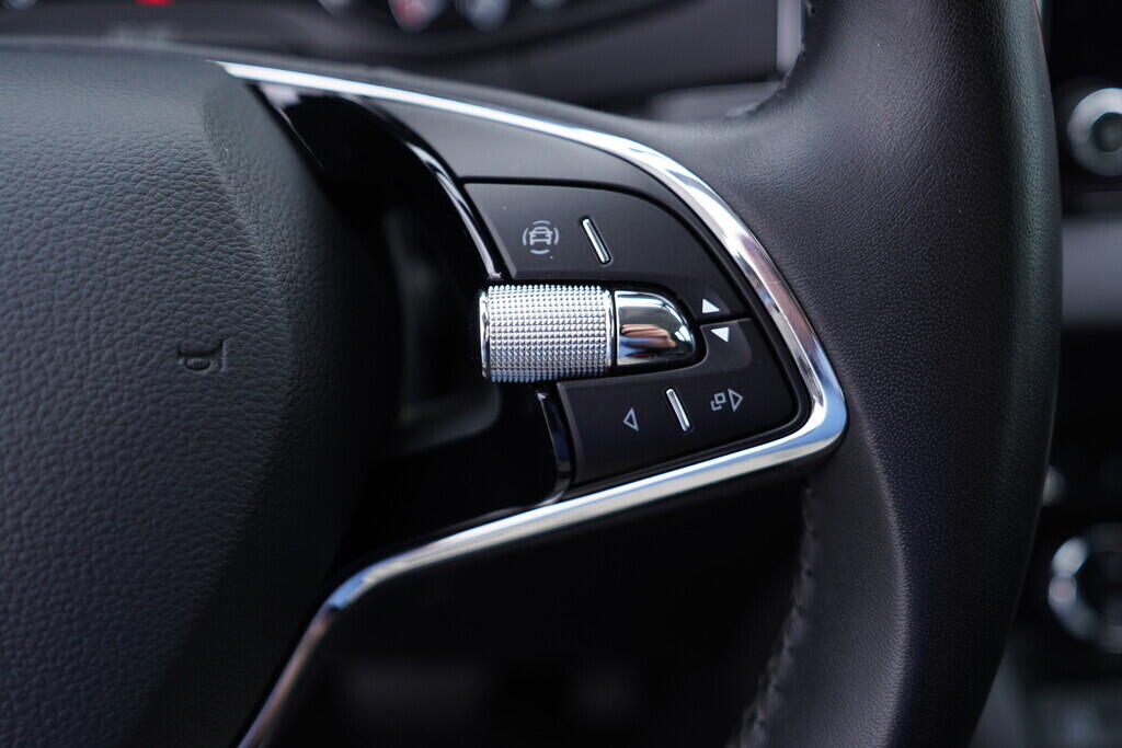 OV190V09359_26.webp_KAROQ Ambition 2.0 TDI 110 kW automat, DPH